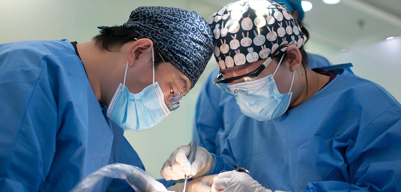 Preparing for total knee replacement surgery